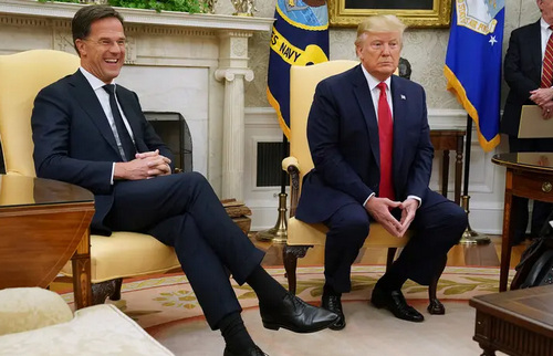 Трамп злив у соцмережу листування з Рютте